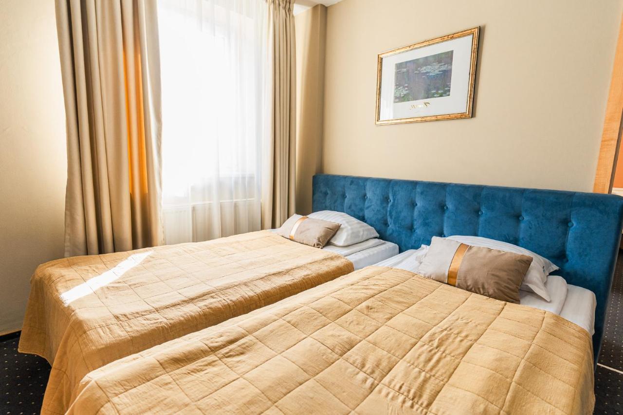 Pacific Hotel 3*