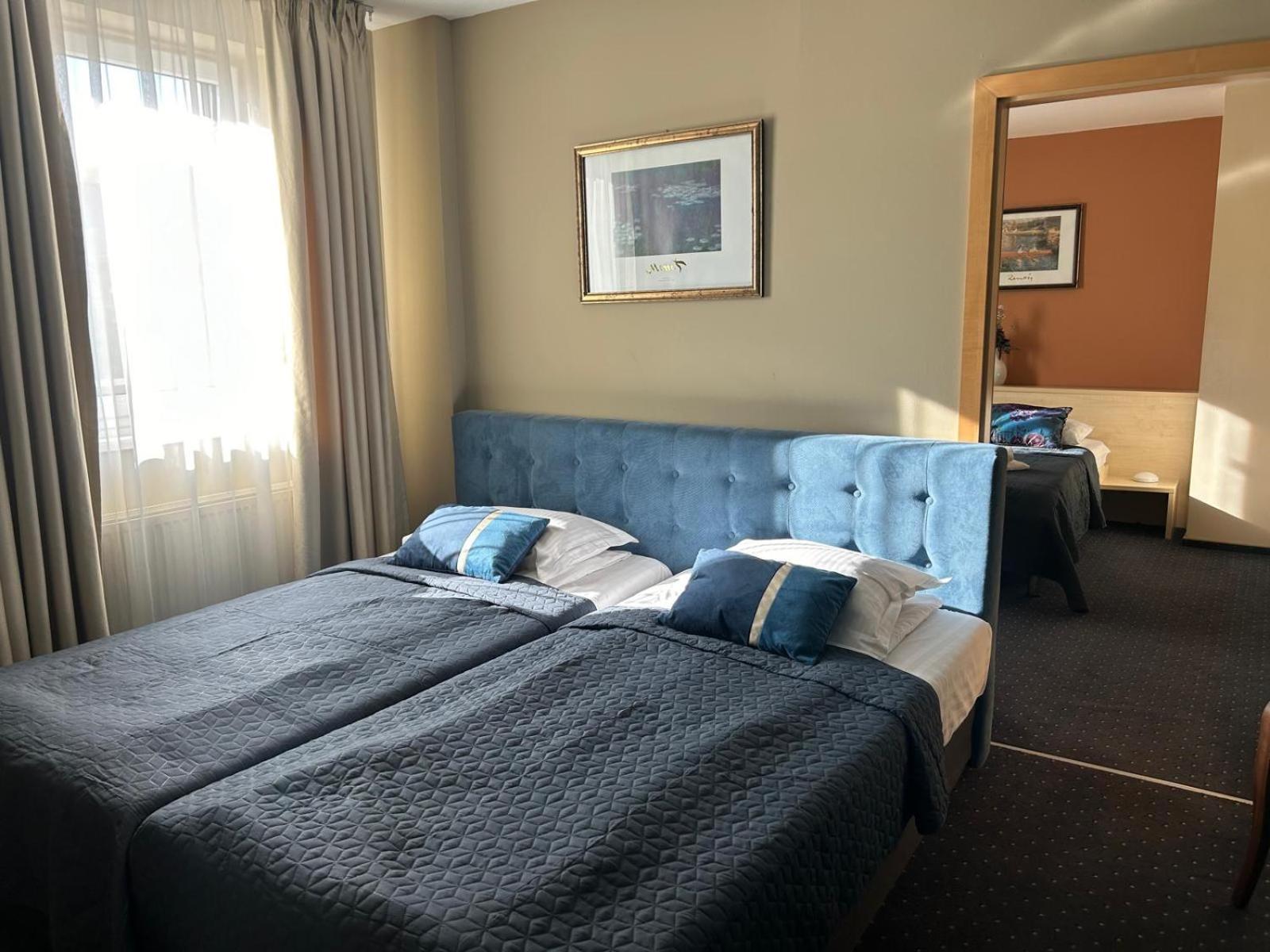 Pacific Hotel 3*