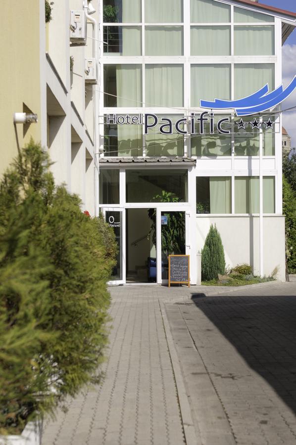 Hotel Pacific 3*