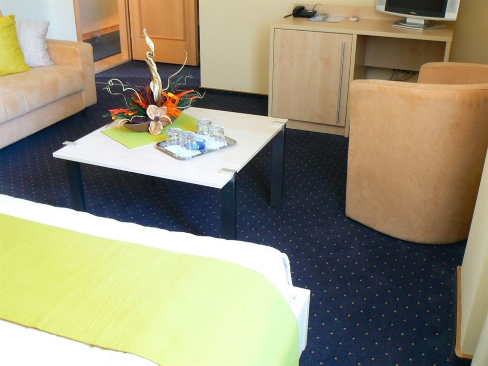 Pacific Hotel 3*
